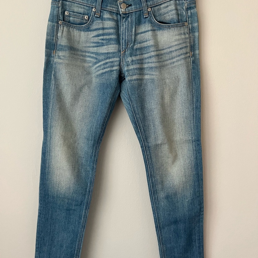 Women’s Blue Jeans